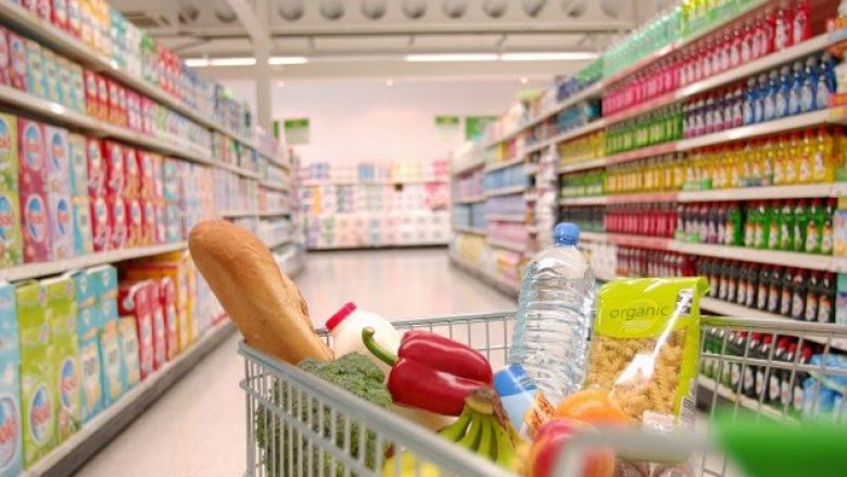 Foto nga burimi: Paketa fiskale, TVSH 6% për ushqimet, 10% për turizmin, norma e përgjithshme rritet në 21%