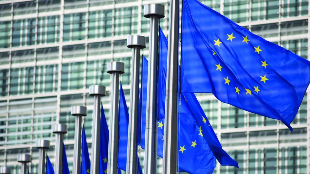 Foto nga burimi: Investimet e gjelbra në BE kalojnë 1,2 trilionë euro, energjia kryeson financimet