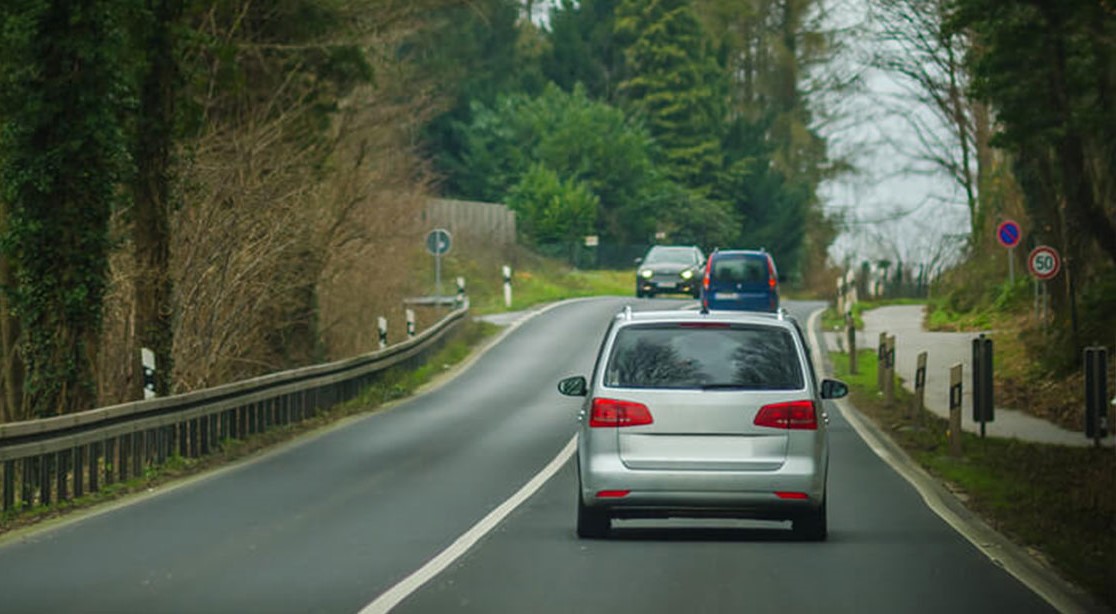 Rrjeti i rrugëve pakësohet me 181 km nga 2014   2024  qarqet me rënie dhe rritje