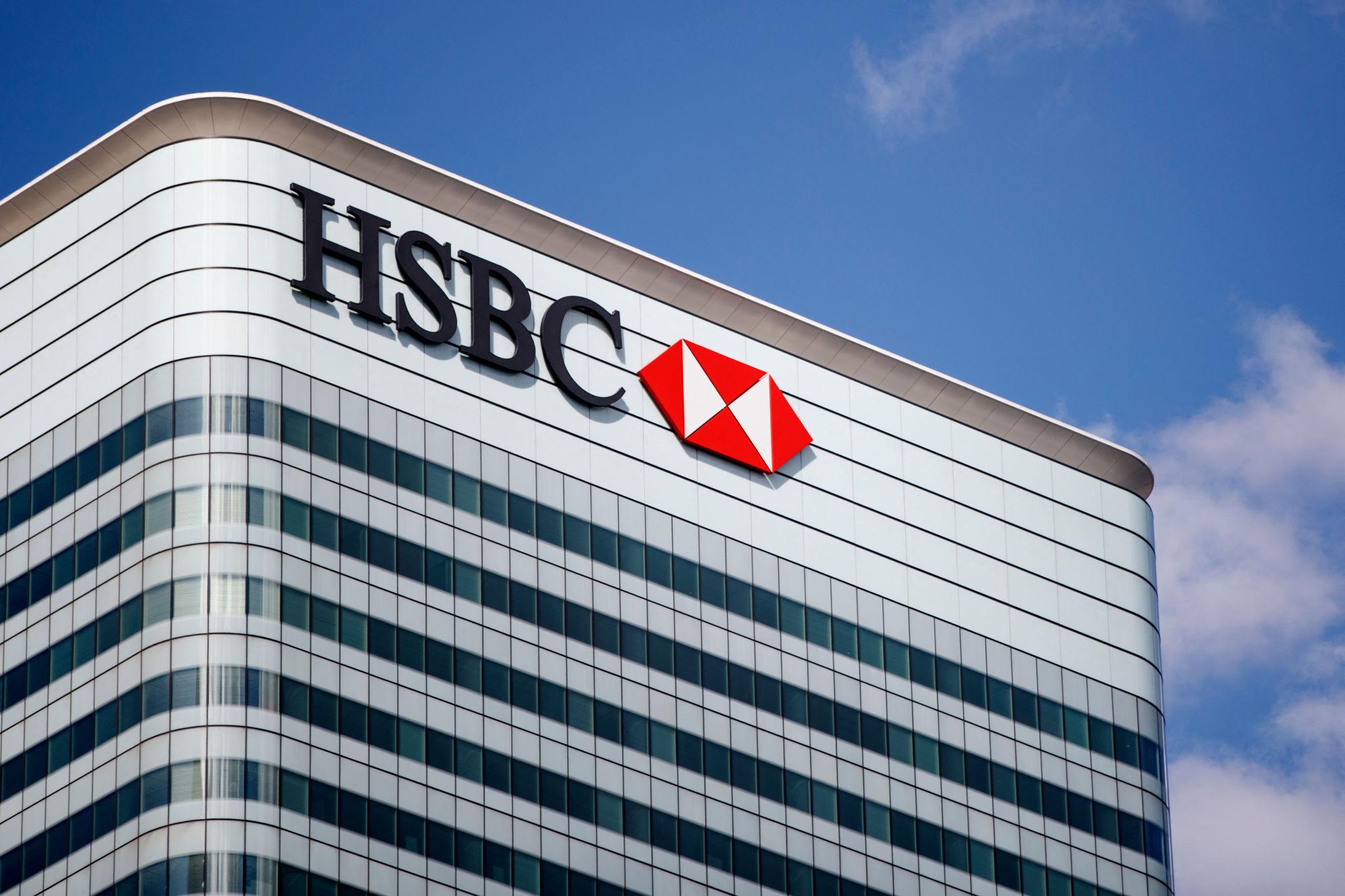 Foto nga burimi: Bankat godasin bursat europiane, HSBC humbet gati 7%; kriza franceze rëndon tregjet